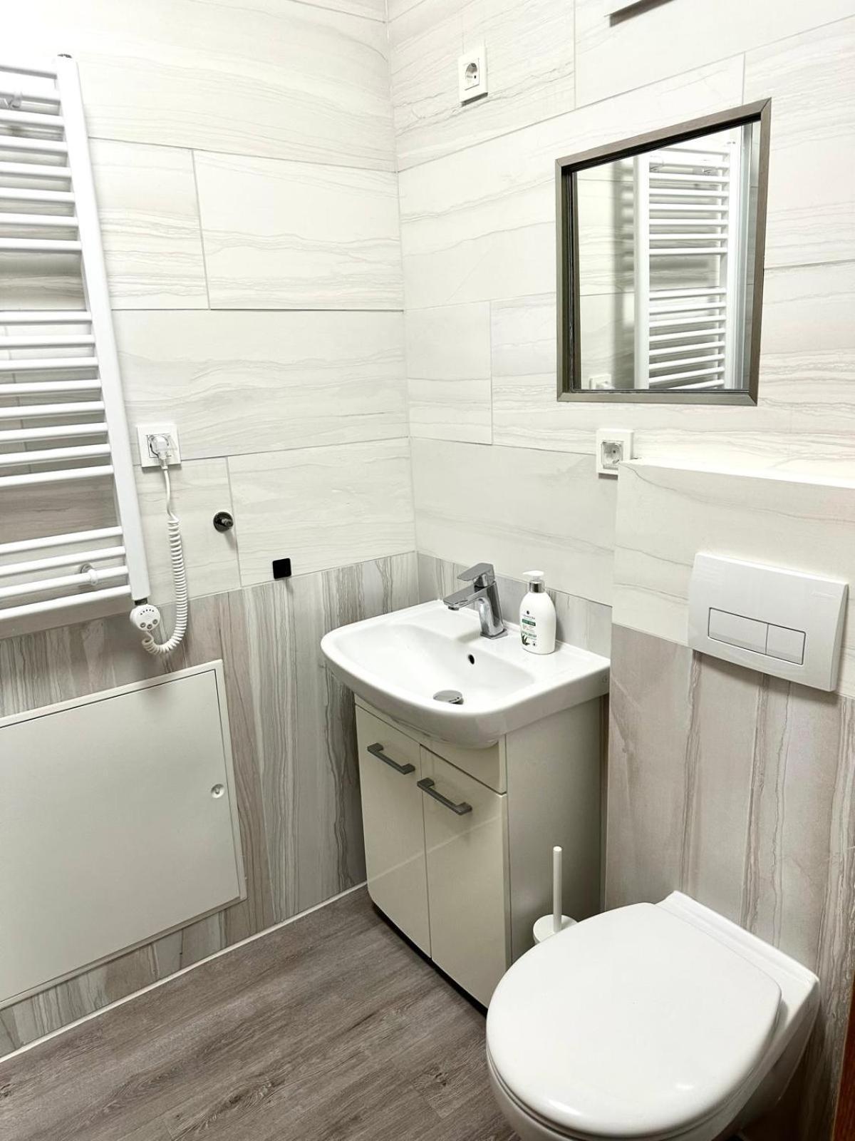 Palace Quarter 2 Peaceful Modern Central Top Floor Apartment Budapest Extérieur photo